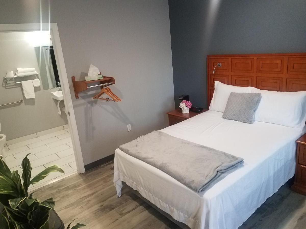 The Carasaljo Motel Lakewood Eksteriør bilde